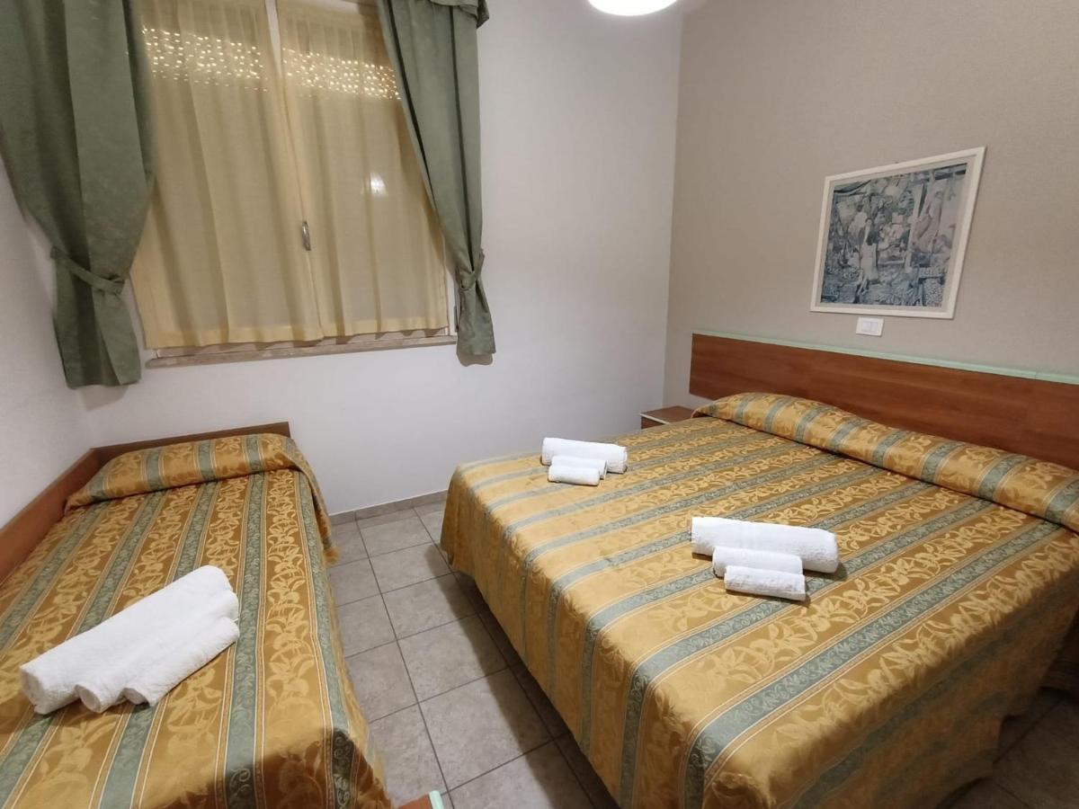 Hotel Zeus Lido Di Classe Room Only Exterior photo